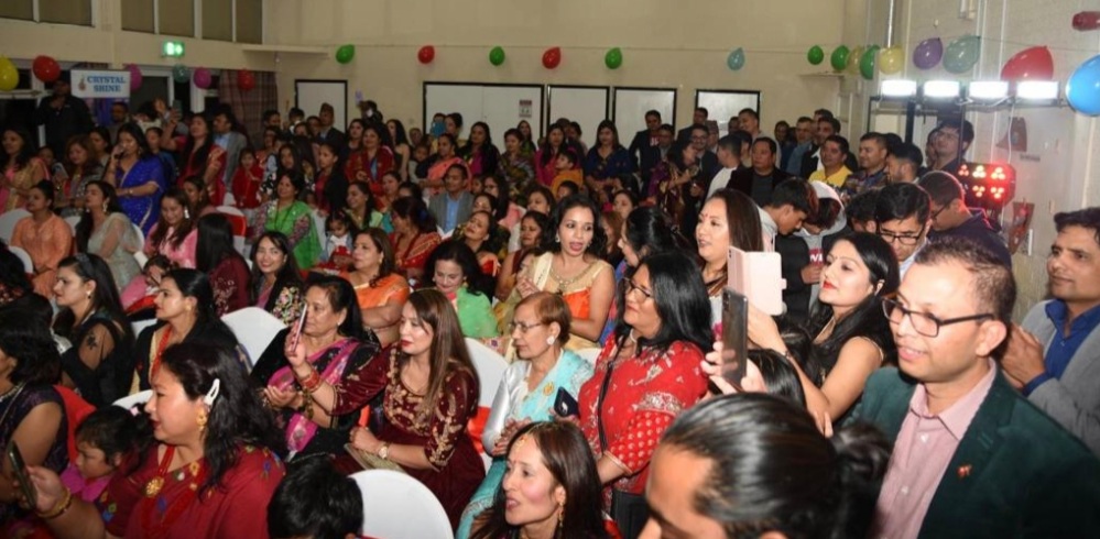 पिटरवोरो नेपाली  समाज युकेले भव्यरुपमा मनायो दशै शुभकामना सॉझ