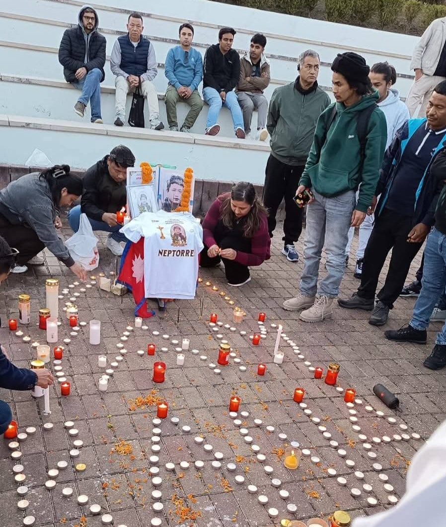 पोर्चुगलको टोरेस भेद्रास स्व. यम रानाको सम्झनामा दीप प्रज्ज्वलनसहित श्रद्धाञ्जली