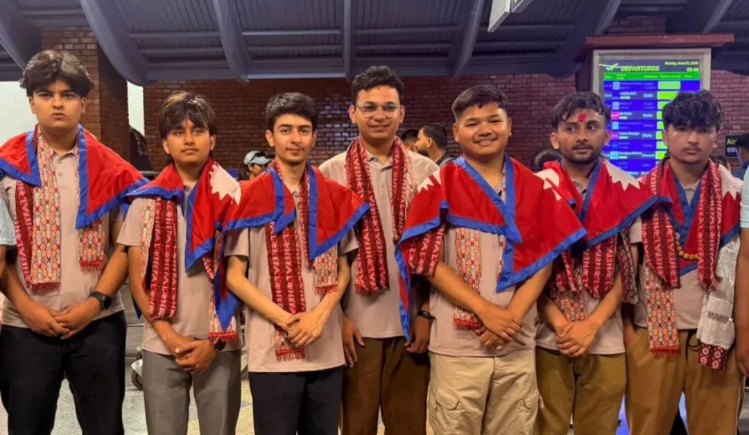 गणित ओलम्पियाडमा भाग लिन संखुवासभाका प्रसिद्ध थापासहित ६ नेपाली विद्यार्थी चीनमा